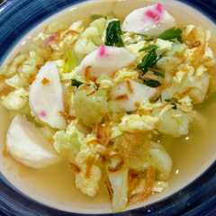 รูปของ Sup telur bakso udang