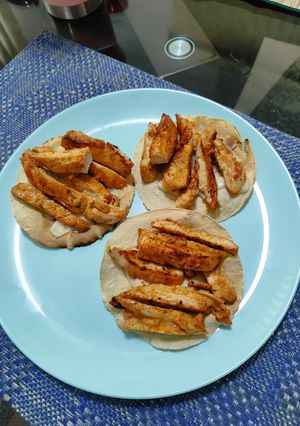 Una foto de Pollo marinado con mostaza