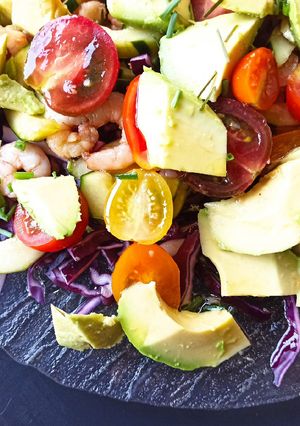 Una foto de Aguacate en ensalada