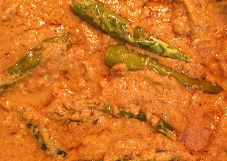 Simple Way to Prepare Award-winning Hyderabadi Mirchi Curry