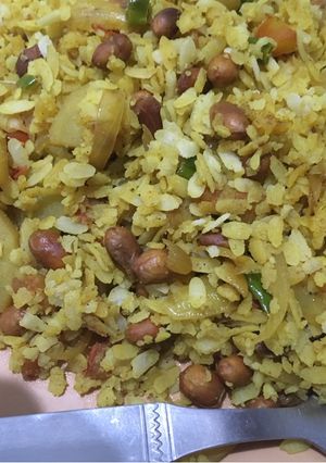 A picture of Aloo Poha.