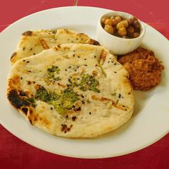 A picture of Kulcha.