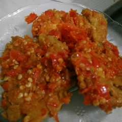 รูปของ Telor geprek sambel korek