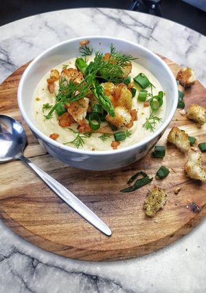 A picture of Vegan cheesy roast cauliflower soup.