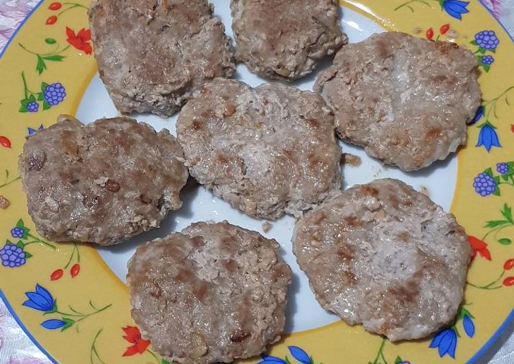 Resep Patty Beef Burger oleh Mami Cay - Cookpad