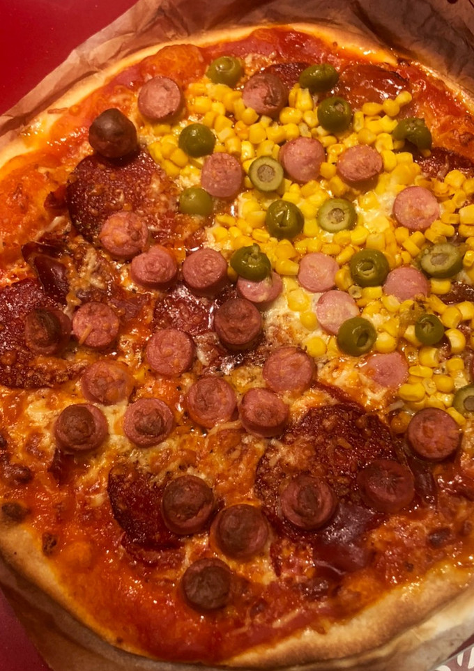 Una foto de Pizza mixta