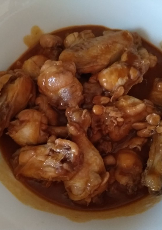 Una foto de Alitas de pollo en salsa barbacoa Thermomix