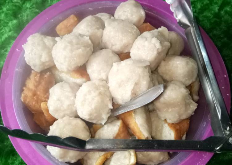Pentol ikan tahu
