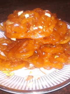 A picture of Instant jalebi.