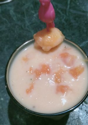 A picture of Papaya shake 😋.