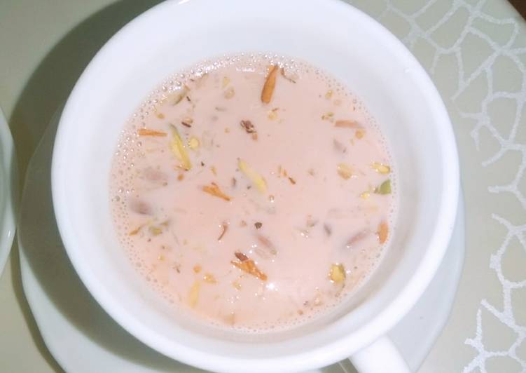 Steps to Make Super Quick Homemade Kashmiri chai, Pink Tea