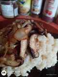 Arroz con salteado de hongos (vegano)