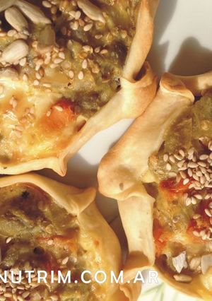 Una foto de Tartitas de Berenjena, Cebolla y Zanahoria