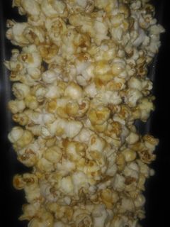 A picture of Caramelized Popcorn.