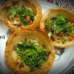 A picture of KATORI CHAAT- Lucknow-e- chaat.