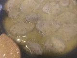 Carne en salsa con arroz blanco