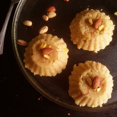 A picture of Keseriya suji halwa.