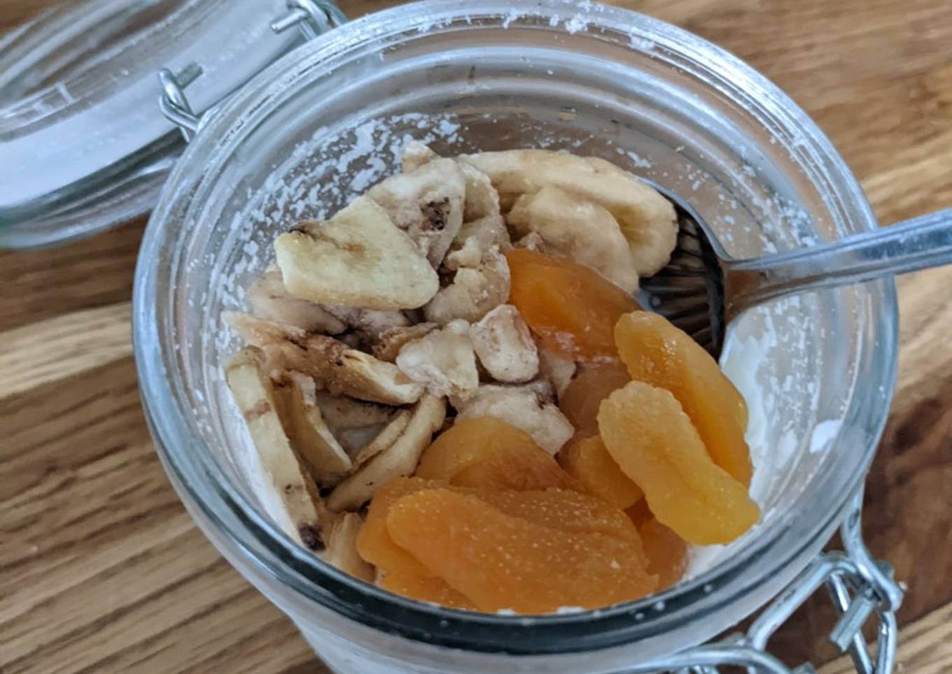Coconut overnight oats with banana and apricots