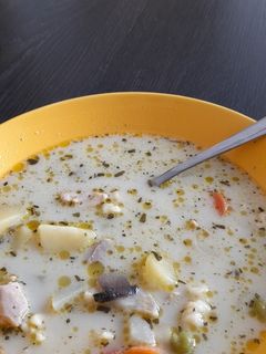 Tárkonyos csirkeleves recept fotója