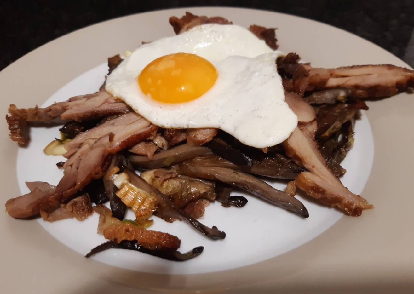 Salteado de setas con pato