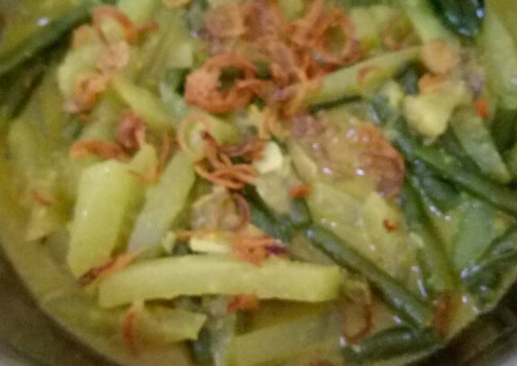 Resep Sayur lodeh labu siam dan kacang panjang oleh ogek - Cookpad