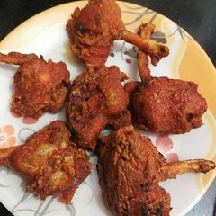 A picture of Chicken lollipop.