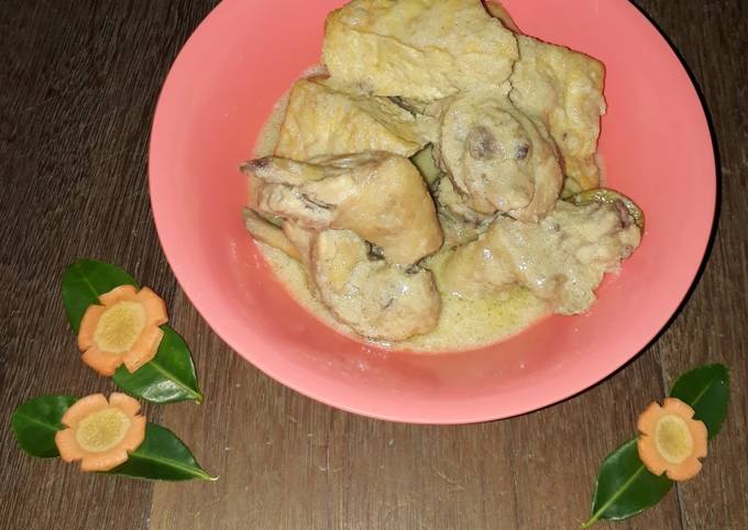 Opor Ayam Tahu