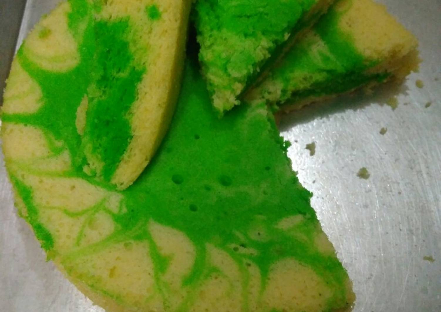 Resep Bolu kukus pandan susu takaran sendok oleh Ninik darleawati - Cookpad