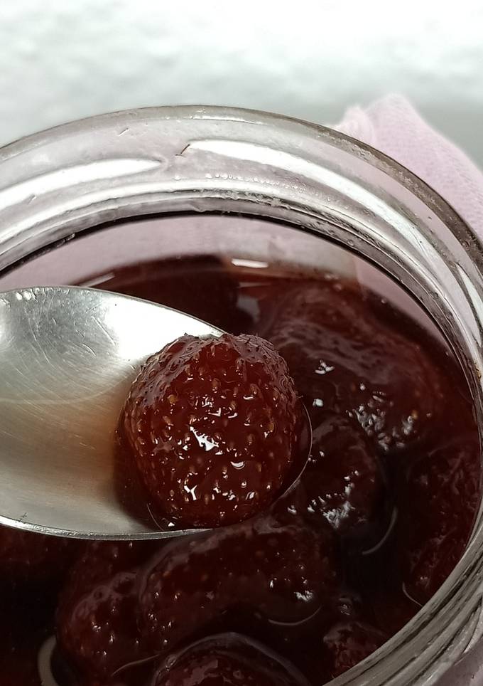 Полуничне (трускавкове) варення (Strawberry jam)