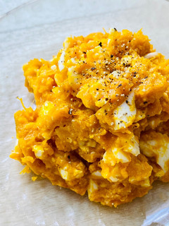 A picture of Pumpkin Egg Salad.
