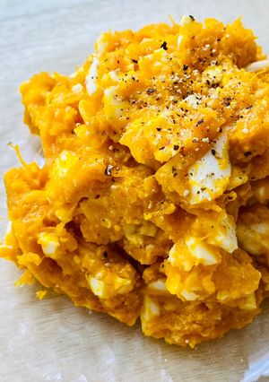 A picture of Pumpkin Egg Salad.