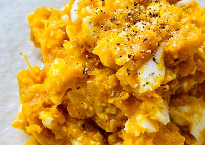 Pumpkin Egg Salad