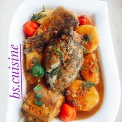 A picture of Yam and cat fish peppersoup.