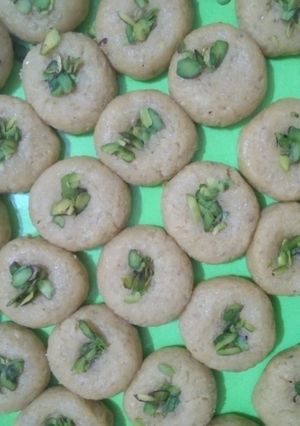 A picture of Halwai Style Pede.