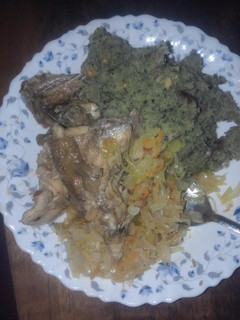 A picture of Mokimo with chicken.