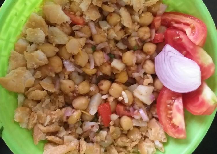 Recipe: Eating on a Dime Chana papry chat