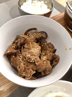 蔥燒豬肉丼 的食譜成品照片