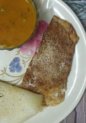 ઇન્સ્ટન્ટ ઢોંસા (Instant Dosa Recipe In Gujarati) રેસીપી મુખ્ય ફોટો