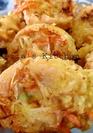 A picture of Tahu Berontak (Fried Stuffed Been Curd).