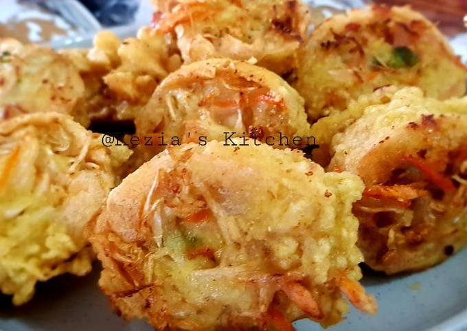 Tahu Berontak (Fried Stuffed Been Curd)