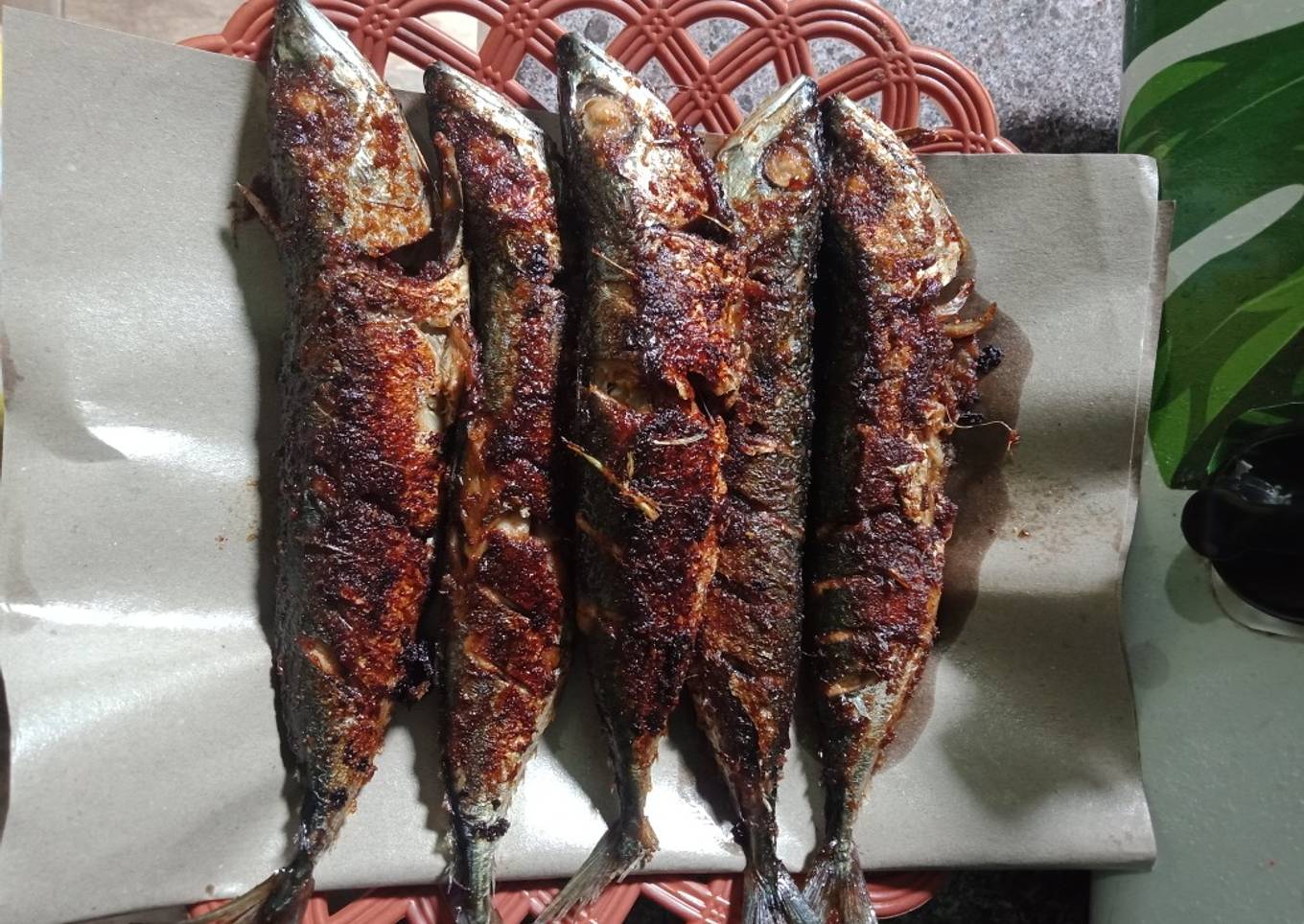 Kembung banjar bakar,, bumbu spesial