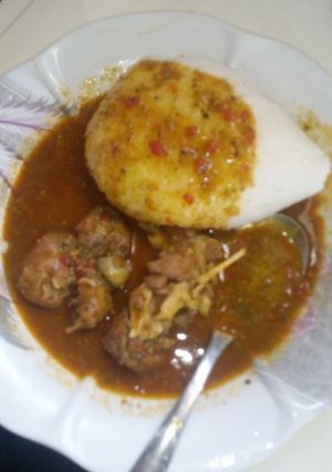 A picture of Tuwon shinkafa miyan kubewa da naman rago.