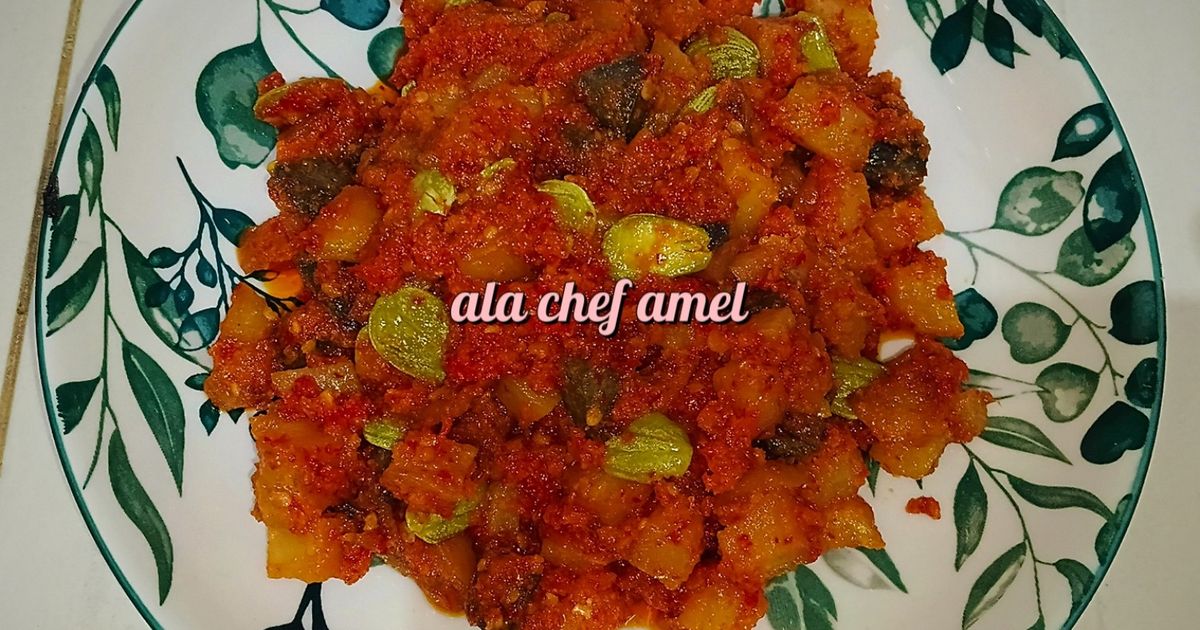 Sambal goreng kentang+ hati sapi + pete