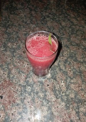 A picture of Watermelon juice.