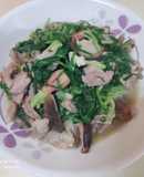 珠蔥炒香菇肉片
