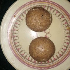 A picture of Jaggery ladoo.