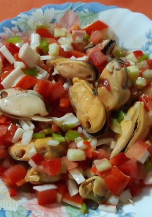 Una foto de Salpicón de mejillones y surimi