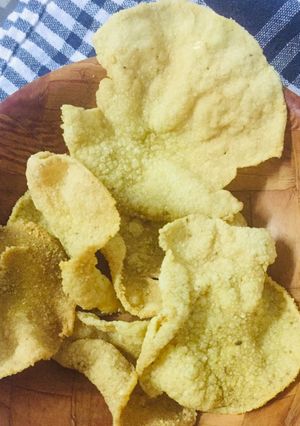 ચોખા ના પાપડ (Chokha Papad Recipe In Gujarati) રેસીપી મુખ્ય ફોટો