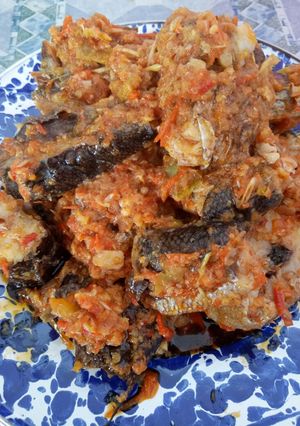 Foto resep Ikan bara kuda asap bumbu sambel.......😊