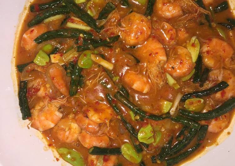 Udang pete kacang panjang tumis pedas